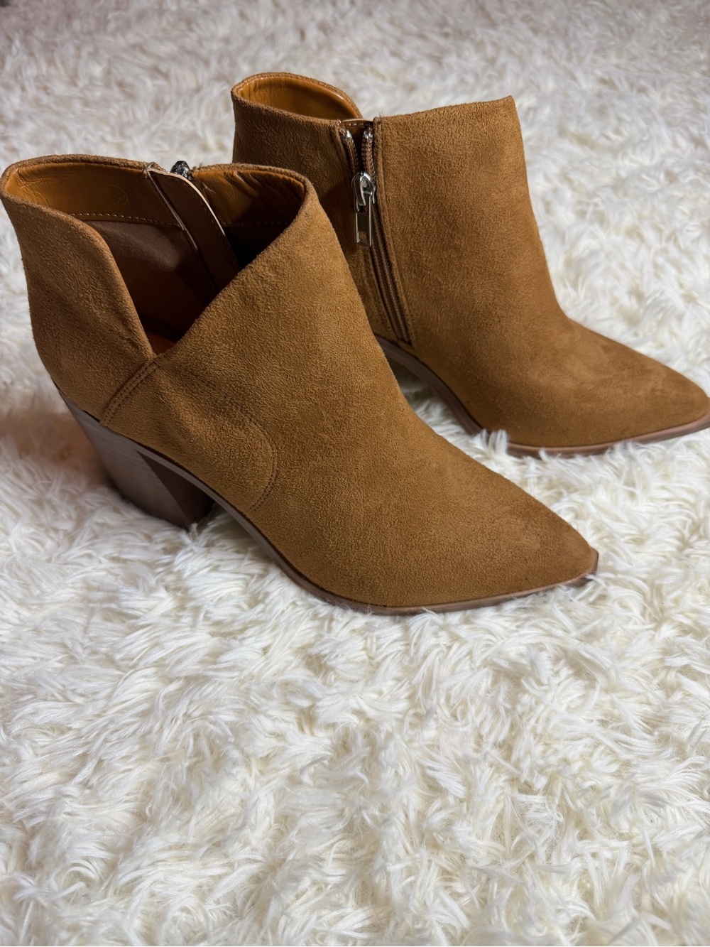 Women’s Tan Suede Pointed Toe Ankle Booties with Block Heel- NWOT
